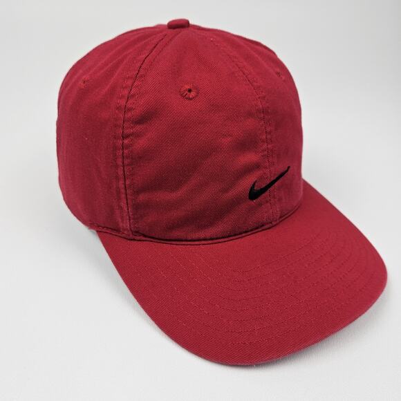 Nike Center Swoosh Vintage Hat Cap Red/Black Strap Back Performance‎ Embroidered - Picture 3 of 7